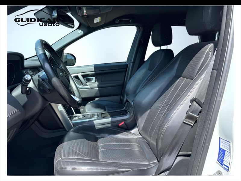 GuidiCar - LAND ROVER Discovery Sport 2015 Discovery Sport 2.2 sd4 HSE awd 190cv auto Usato
